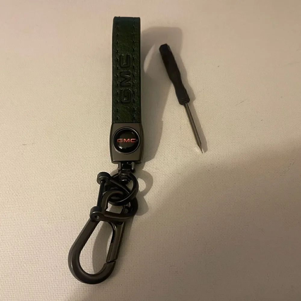 GMC key fob Keychain in Green leather NWT